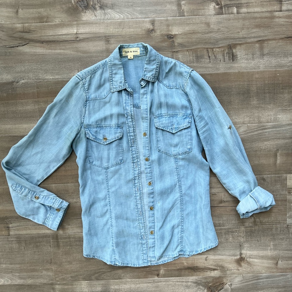 Cloth and Stone button down top.